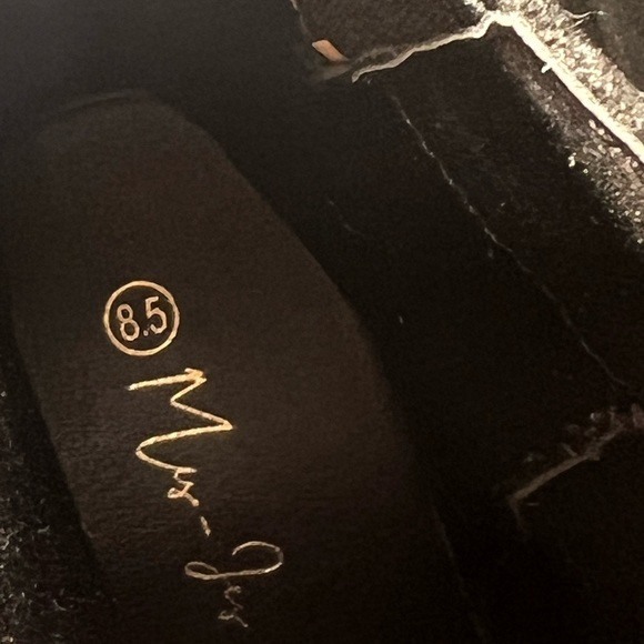 Booties brand new never worn black suede 2.5 heel side zip - Picture 4 of 7